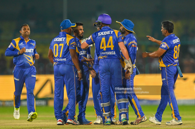 ශ්‍රී ලංකා ජ්‍යෙෂ්ඨයෝ සිය තුන්වන ජයග්‍රහණය වාර්තා කරයි-Sri Lanka seniors recorded their third victory