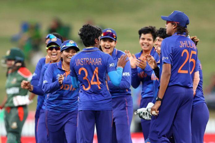 ඉන්දීය ක්‍රීඩිකාවන්ගේ ගෙවීම් වැඩිකරයි -payments of Indian women cricketers to be increased.