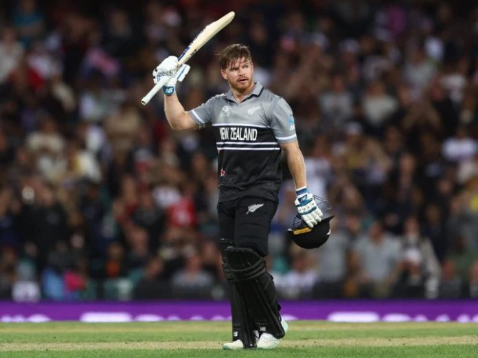 නොමිලයේ දුන් ශතකයක් නිසා නවසීලන්තය ශ්‍රීලංකාව හඩවයි-Phillips, Boult fire New Zealand to commanding victory against Sri Lanka