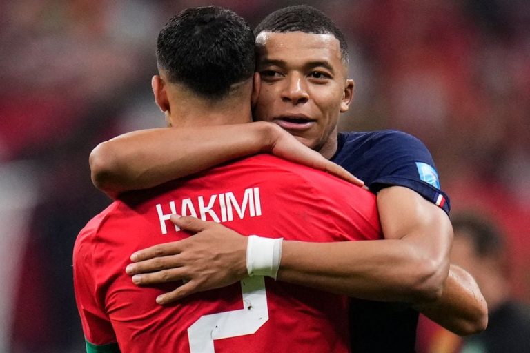“ඔබ ඉතිහාසය නිර්මාණය කළා” – Achraf Hakimi සනසමින් Mbappeගෙන් ප්‍රශංසා Kylian Mbappe sends message to Achraf Hakimi after Morocco's World Cup exit