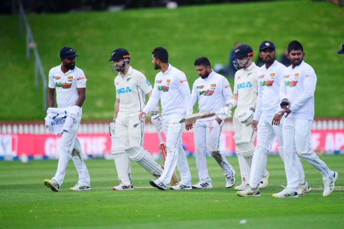 ශ්‍රී ලංකාවට ඉනිමක සහ ලකුණු 58 ක දැවැන්ත පරාජයක් - New Zealand beat Sri Lanka by innings and 58 runs..!