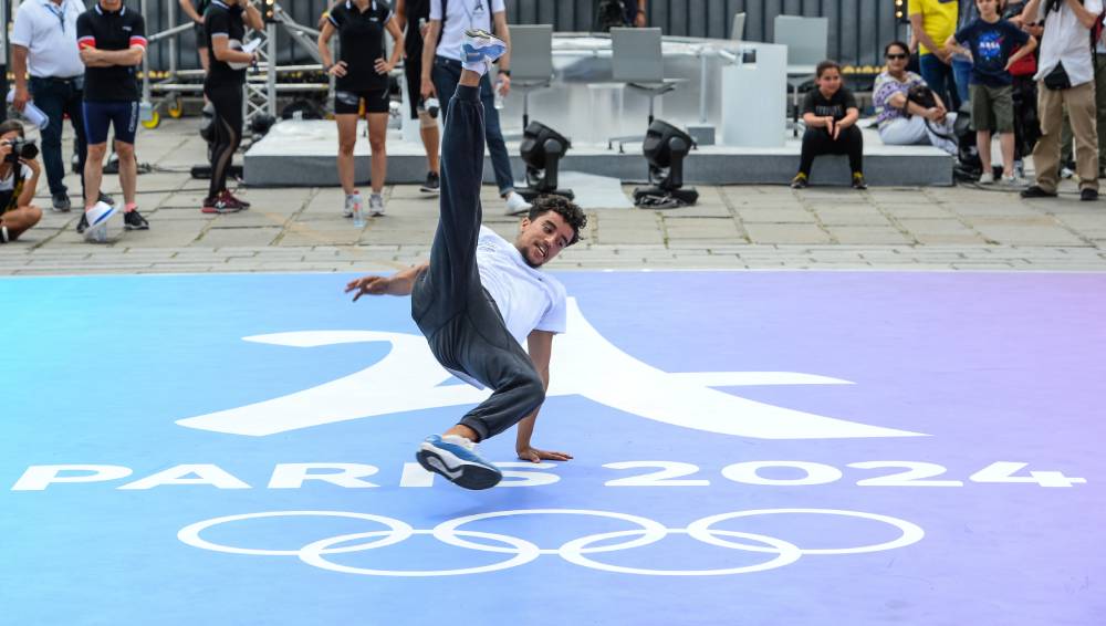 බ්‍රේක් ඩාන්ස් පුලුවන්නම් 2024 ඔලිම්පික් යන්න අවස්තාවක්..! BREAKDANCE BRCOMES OLYMPIC SPORTS IN 2024 PARIS OLYMPIC