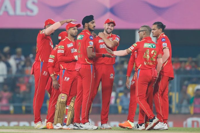 SHIKAR DHAWAN සහ Nathan Ellis රාජස්තාන් රෝයල්ස් දනගස්වයි -Punjab Kings beat Rajasthan Royals by 5 runs in a thriller