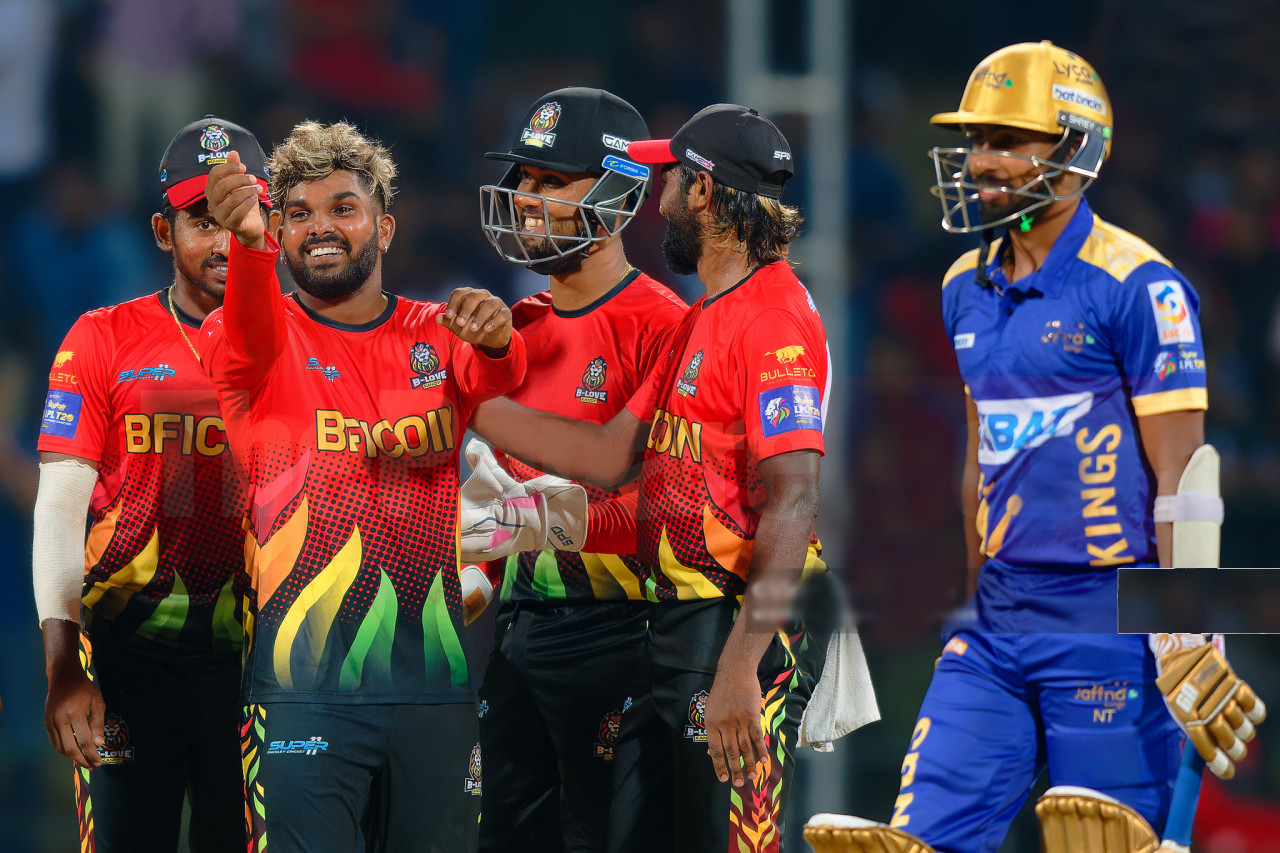 කඩුලු 3යි අර්ධ ශතකයයි වනිඳු Jaffna Kings දණ ගස්වයි ! - Vanindu Hasaranga knocks down Jaffna Kings with 3 wickets & half century ! ලංකා ප්‍රිමියර් ලීග් තරගාවලිය 2023