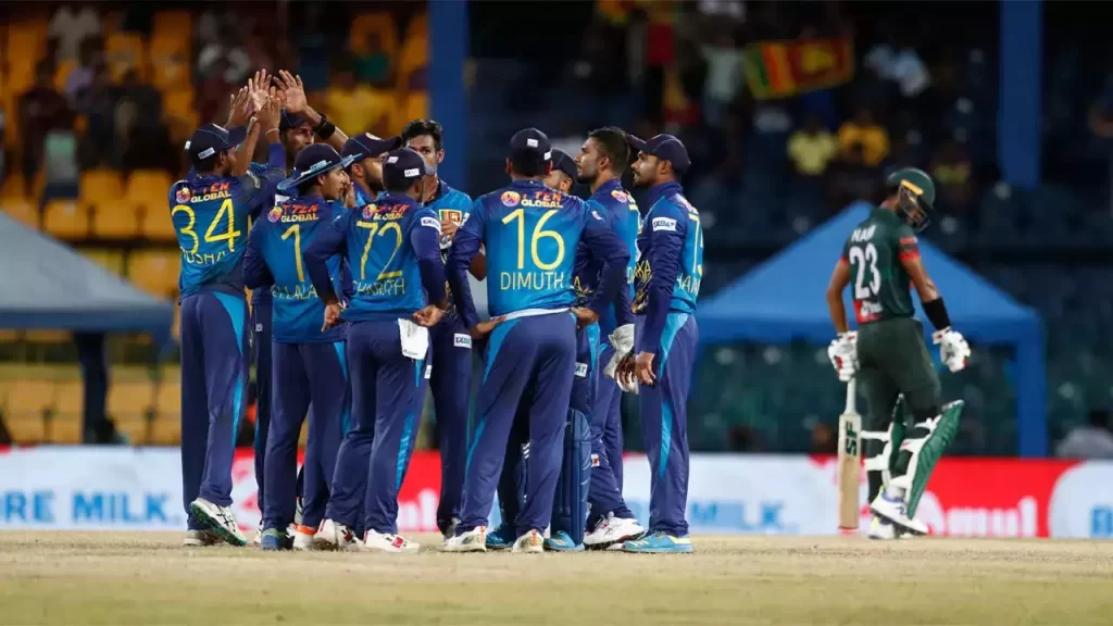 එක්දින තරග 13ක් ජයගත් පළමු ආසියානු කණ්ඩායම!- Sri Lanka becomes the first Asian team to win 13 ODIs in a row.