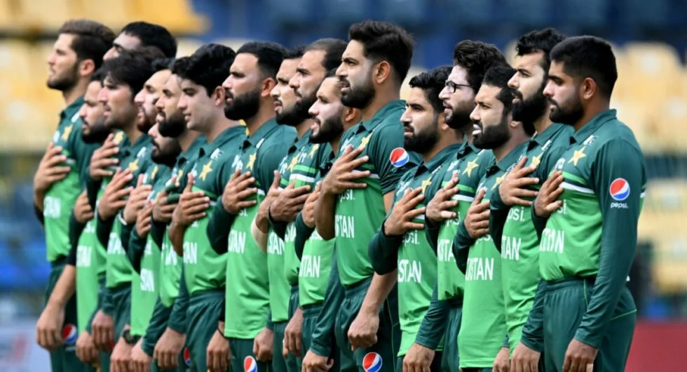 පාකිස්තාන කන්ඩායමට ඉන්දියාවට යන්න වීසා ගැටලුවක්! - Pakistan team faces visa delay, cancels team bonding trip to Dubai!