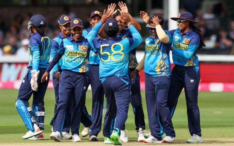 SL කාන්තා ක්‍රිකට් කණ්ඩායම එංගලන්තයේදී ඉතිහාසගත වෙයි - Sri Lanka women's cricket team makes history in England