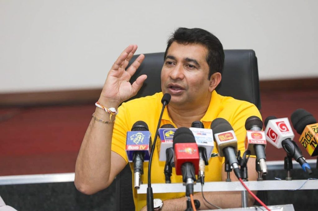 ශ්‍රී ලංකා ජනපති ක්‍රීඩා ඇමතිවරයා නෙරපා හරියි-Sri Lanka President sacks the Sports Minister