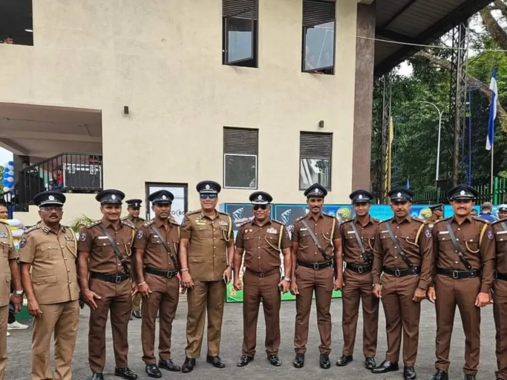 කුසල් ඇතුළු ක්‍රිකට් ක්‍රීඩකයින් 4 දෙනෙකුට පොලීසියේ පත්වීම්!-KJP and 4 other SL cricketers join Police.