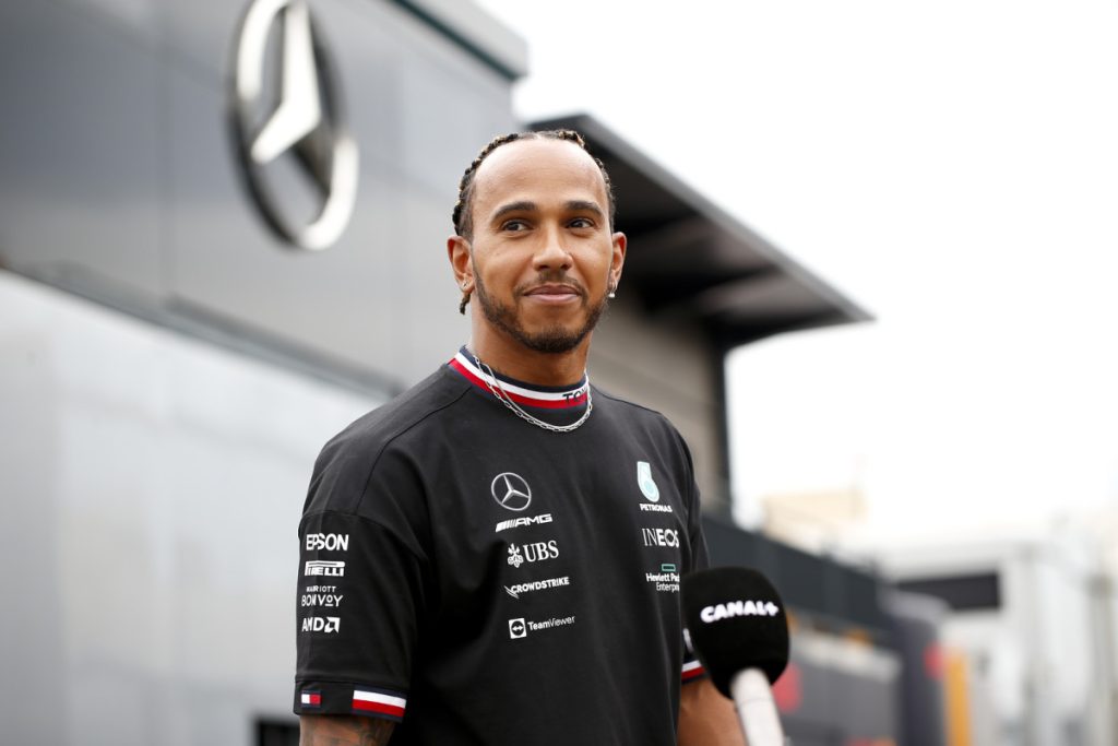 Lewis Hamilton මර්සිඩීස් හැර යයි!- Lewis Hamilton leaves Mercedes!