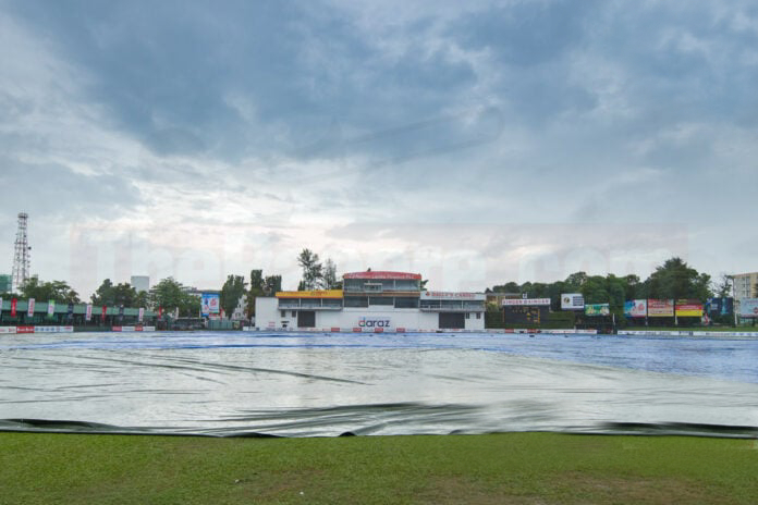 දේශීය ක්‍රිකට් පිටියට වැසි නිවාඩුවක්! A rainy holiday for the Domestic cricket ground! 