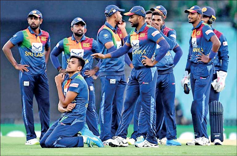 චමීර ඉවතට, අසිත ඇතුළට! -Another handicap for the Sri Lankan team before the Indian tournament! 