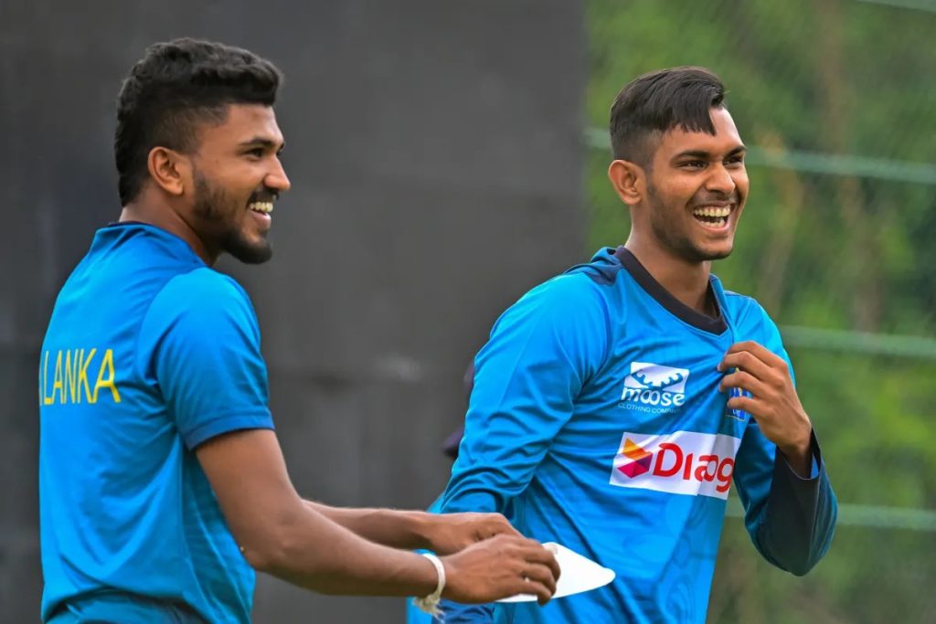 මතීෂ සහ ඩිල්ශාන් එක්දින සංචිතයෙන් ඉවතට- Matisha and Dilshan out of ODI squad.