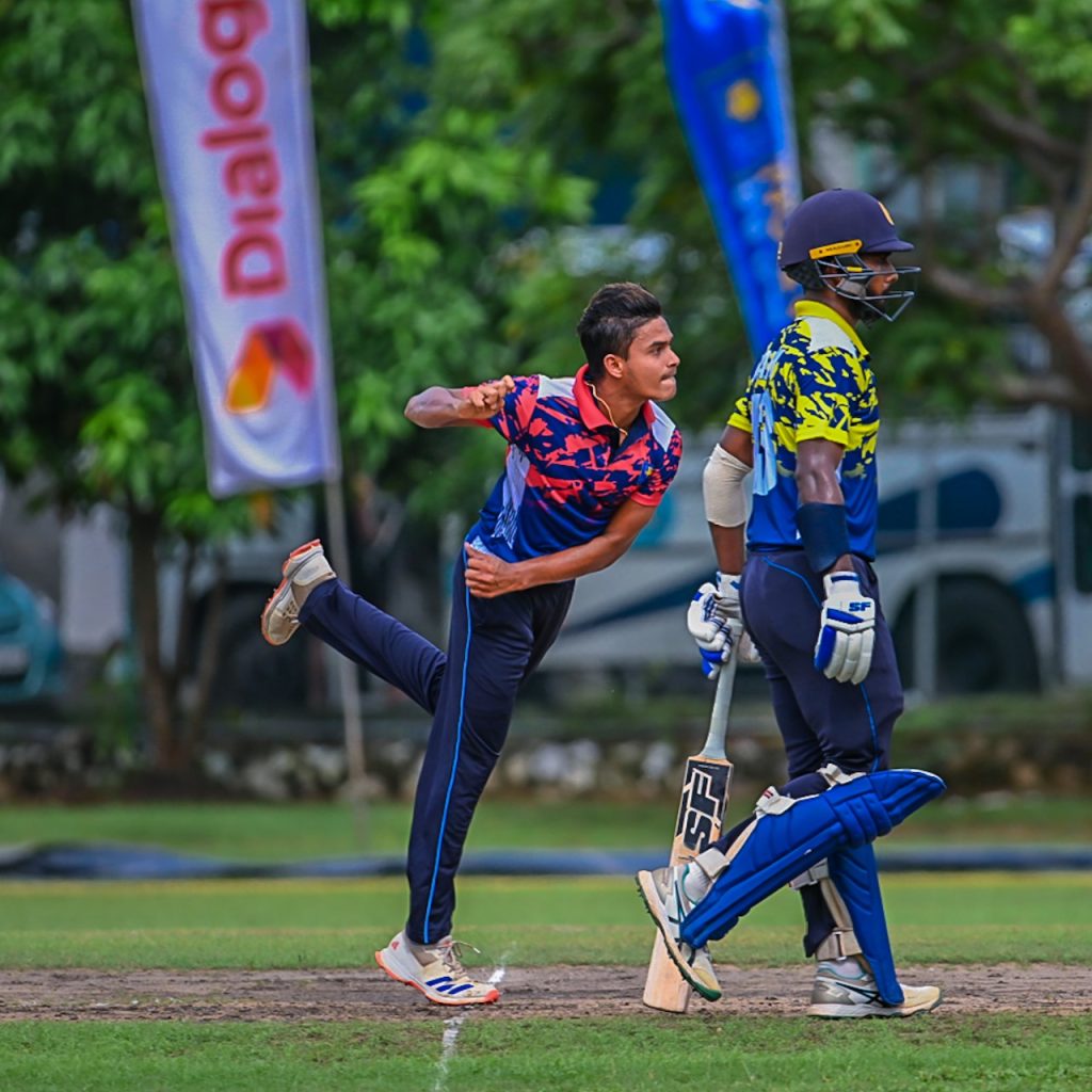 සූරි T10 ශූරතාව ගාල්ලට ගෙන යයි!- Suri takes the T10 title to Galle 