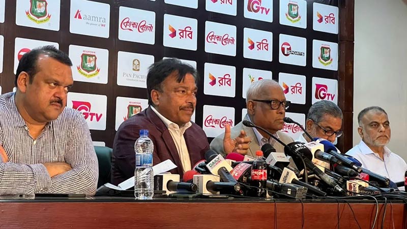 හතුරුසිංහ ධුරයෙන් ඉවත් කිරීමට සූදානමක්?- New BCB president openly threatens Hathurusingha, says ’’We can find someone better’’ 