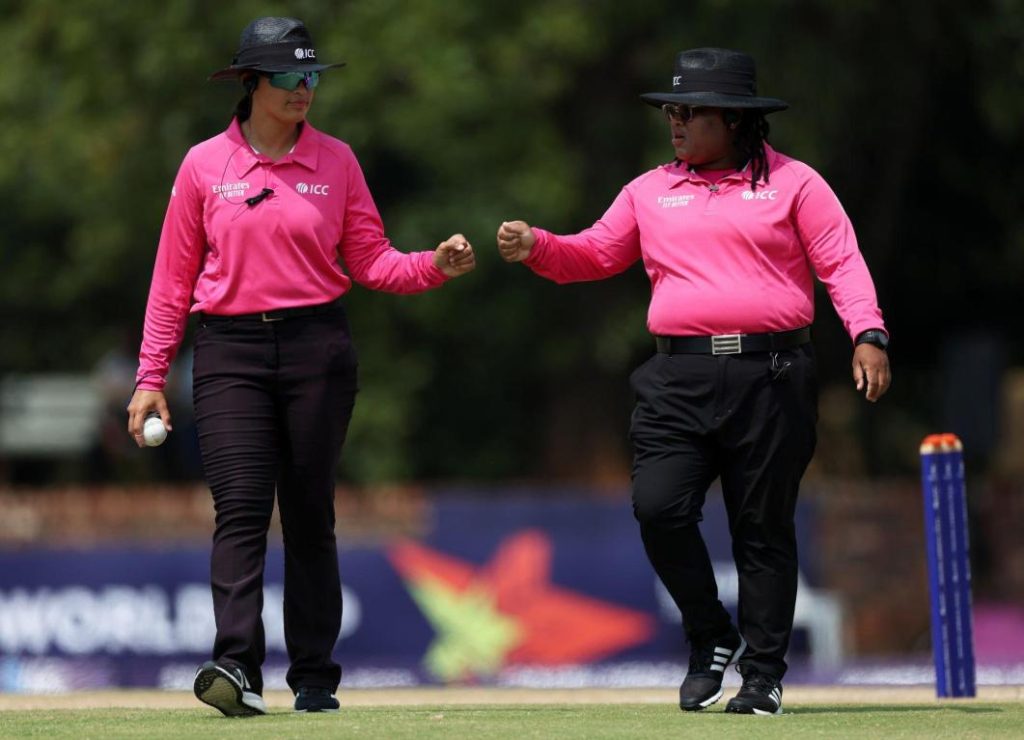 මිචෙල් සහ නිමාලි කාන්තා ලෝක කුසලානයට- Mitchell and Nimali to the Women's World Cup