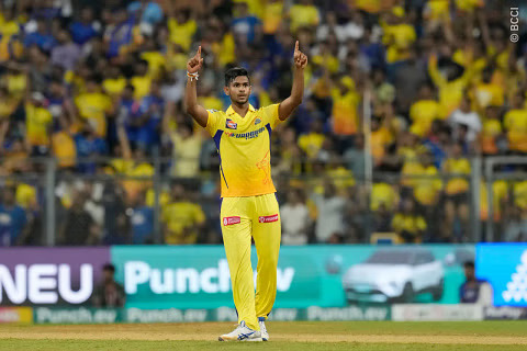 එළැඹෙන IPL 2025 තරග වෙනුවෙන් මතීෂ CSK කන්ඩායම තුලම රදවා ගනී ද නැද්ද ? Will Mathisha stay with CSK squad for  IPL 2025 or not?