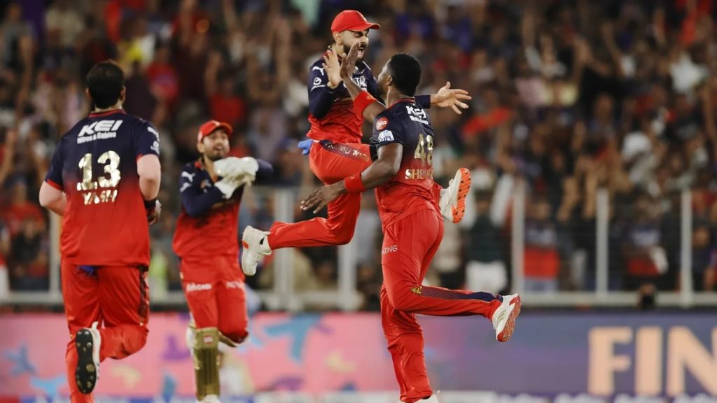 IPL 2025: කෝහ්ලිගේ 18 වසරක සිහිනය සැබෑකරමින් RCB කණ්ඩායම පළමු වරට IPL ශූරතාව දිනා ගනී-Kohli and RCB are finally IPL champions