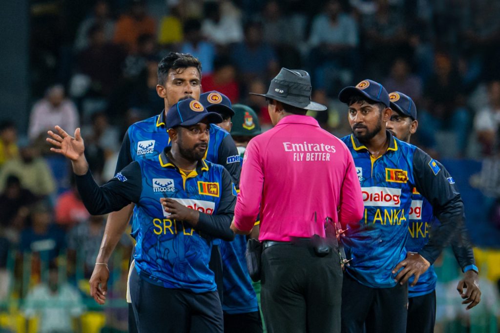 ශ්රී ලංකාව එක්දින ශ්රේණිගතවීම් වල ඉදිරියට!