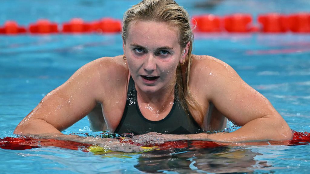 පිලිකාව පැරදූ දිය කිදුරිය Ariarne Titmus ක්රීඩාවෙන් විශ්රාම ගනී!