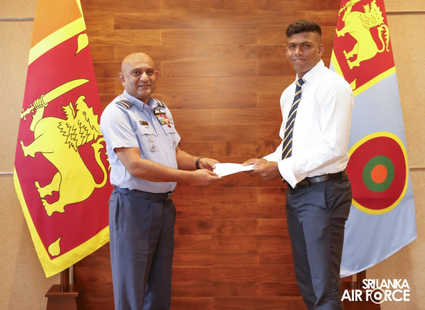 දකුණු ආසියානු ජ්‍යෙෂ්ඨ මලල ක්‍රීඩා ශූරතාවලියේදී ජයග්‍රහණ හිමිකළ ගුවන් හමුදා ක්‍රීඩක ක්‍රීඩිකාවන් ඇගයීමට ලක්කෙරිණි!