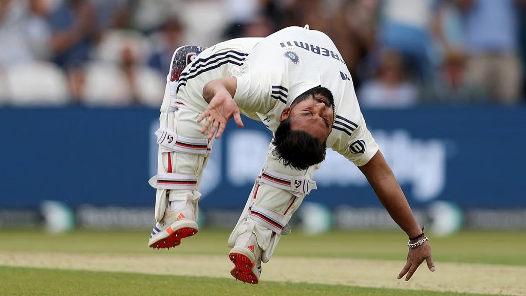 රිෂාබ් පාන්ට් නැවතත් ඉන්දීය ටෙස්ට් සංචිතයට!