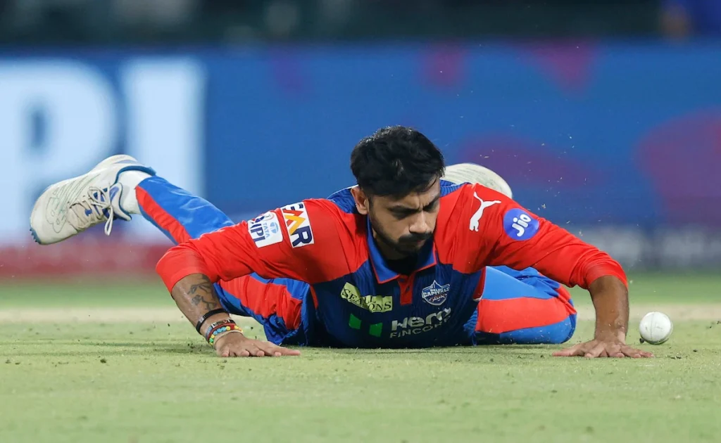 අක්සාර් පටෙල් දකුණු අප්‍රිකානු තරගාවලියෙන් ඉවත් වෙයි!