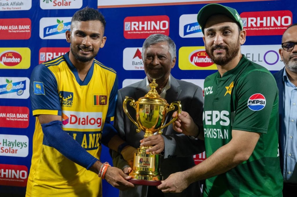 දසුන්ගේ ගිනිකෙලි සැනකෙලි මැද ශ්රී ලංකාවට ලකුණු 14ක ජයග්රහණයක්!