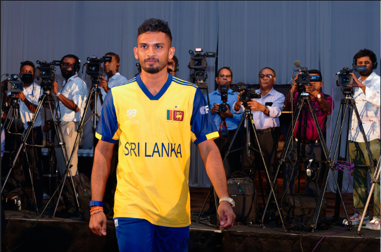 ශ්‍රී ලංකා ක්‍රිකට් කණ්ඩායමේ නව ලෝක කුසලාන ඇඳුම නිල වශයෙන් හඳුන්වා දෙයි!